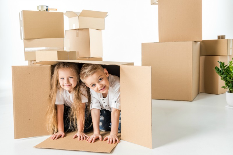 Relocating with Kids: Expert Tips and Family Experiences